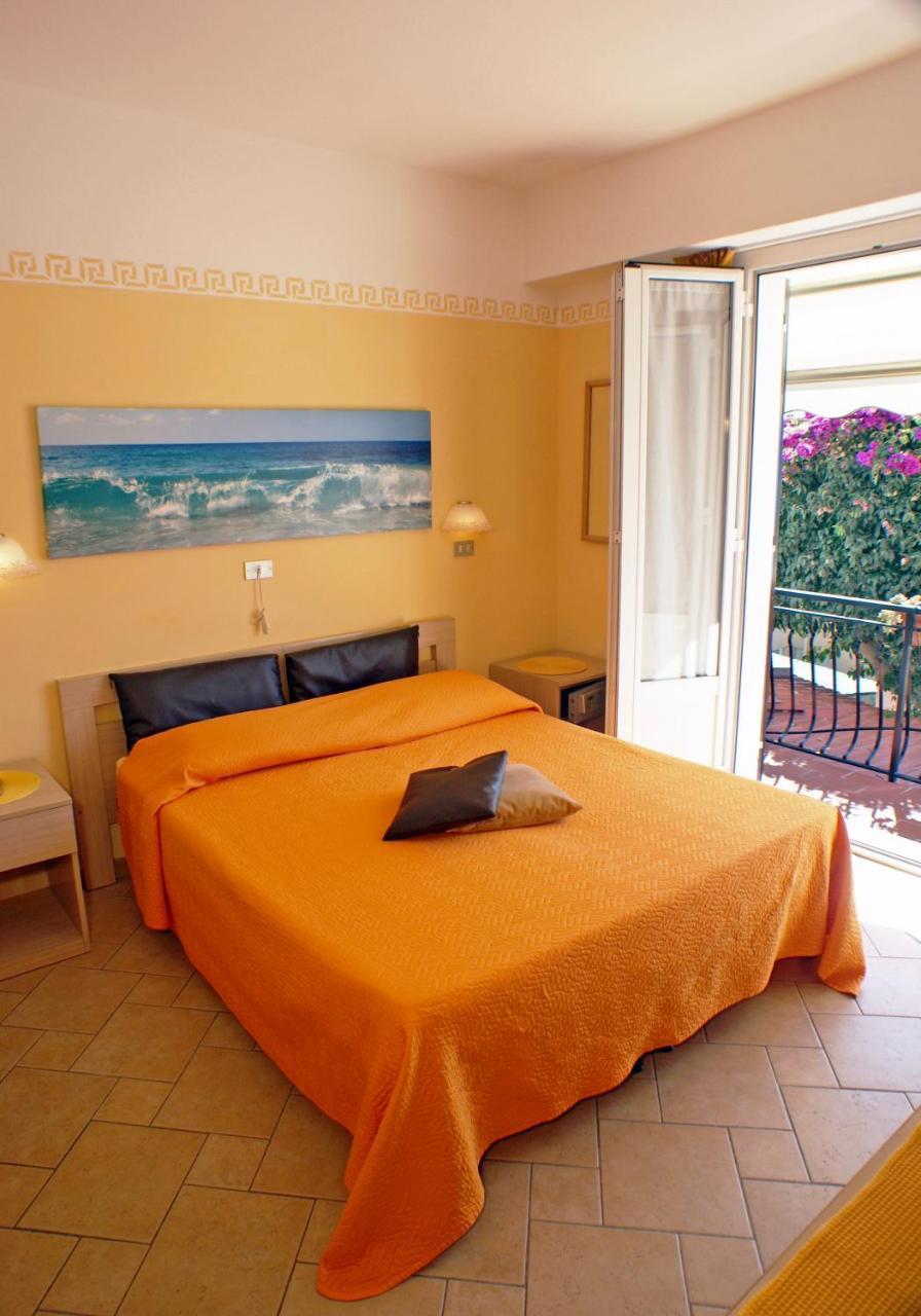 Albergo La Pineta Andora Exterior photo