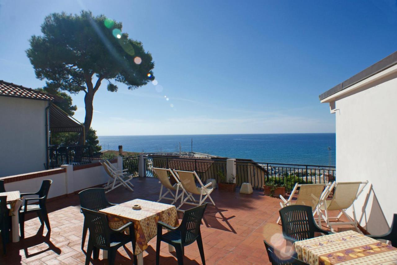 Albergo La Pineta Andora Exterior photo