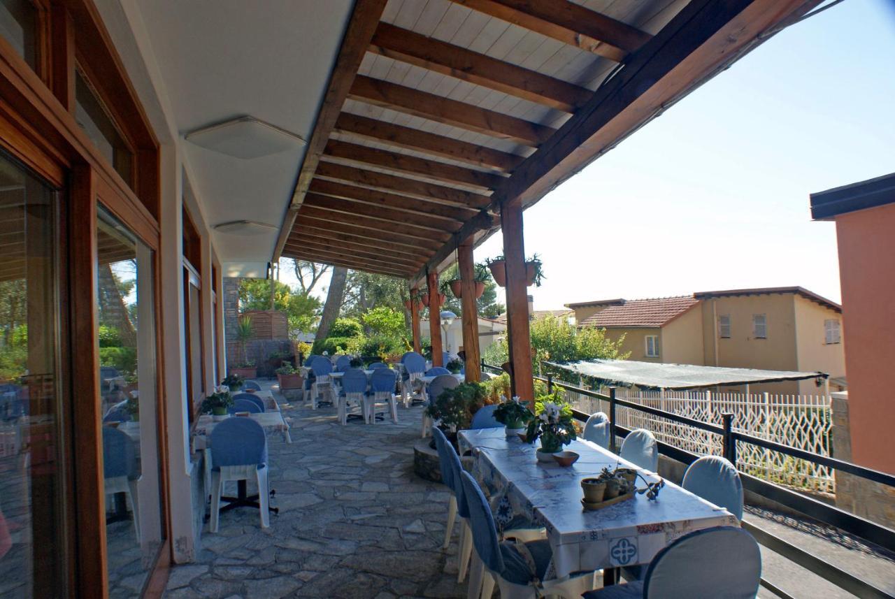 Albergo La Pineta Andora Exterior photo